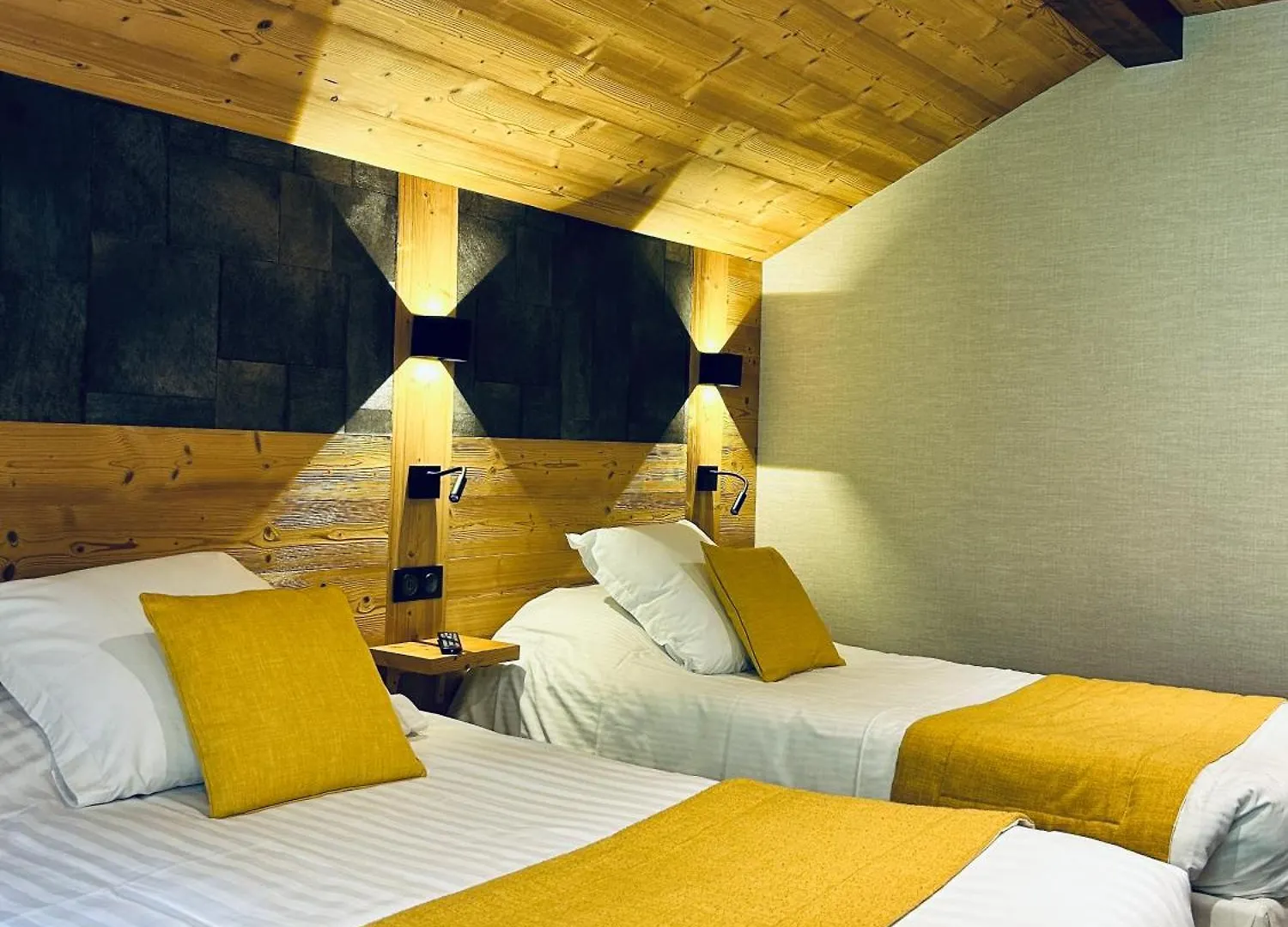 Chalet Hôtel Les Prodains Morzine Hotel